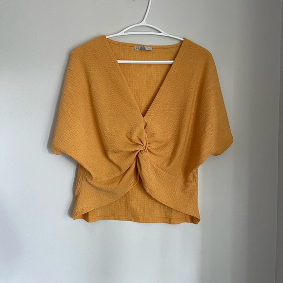 Zara Crop Top - Picture 1 of 3